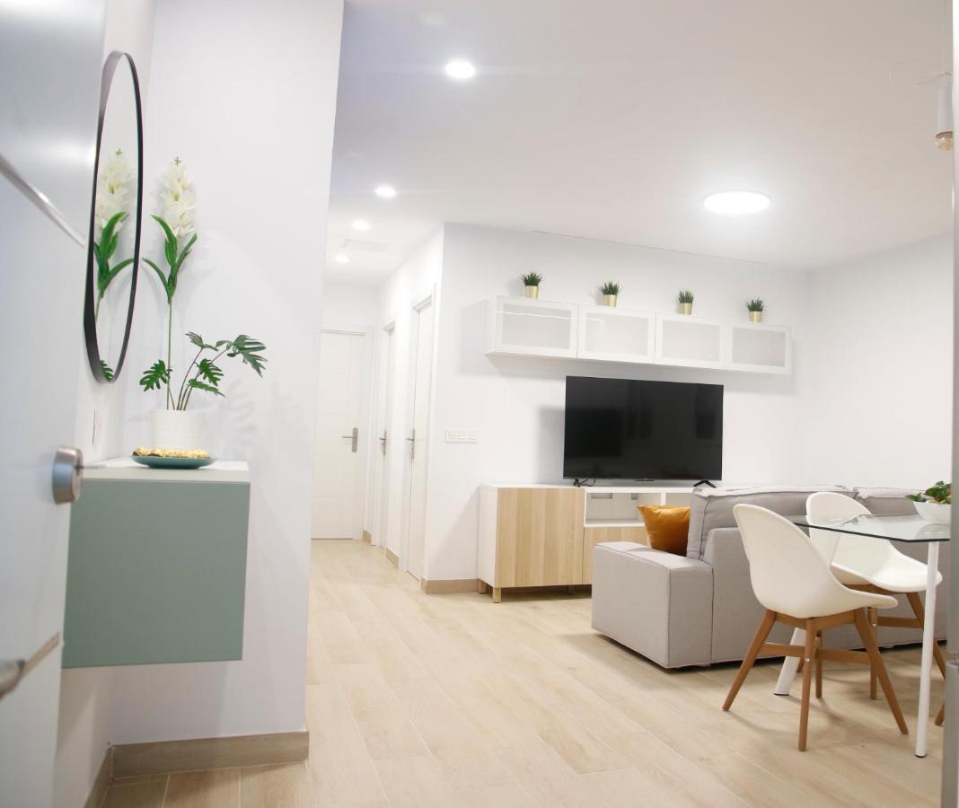 Suites Verano Azul Castillo del Romeral 외부 사진